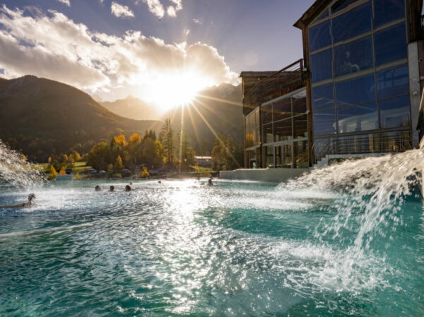 maison alliey-les grands bains établissement thermal à monêtier-les-bains.